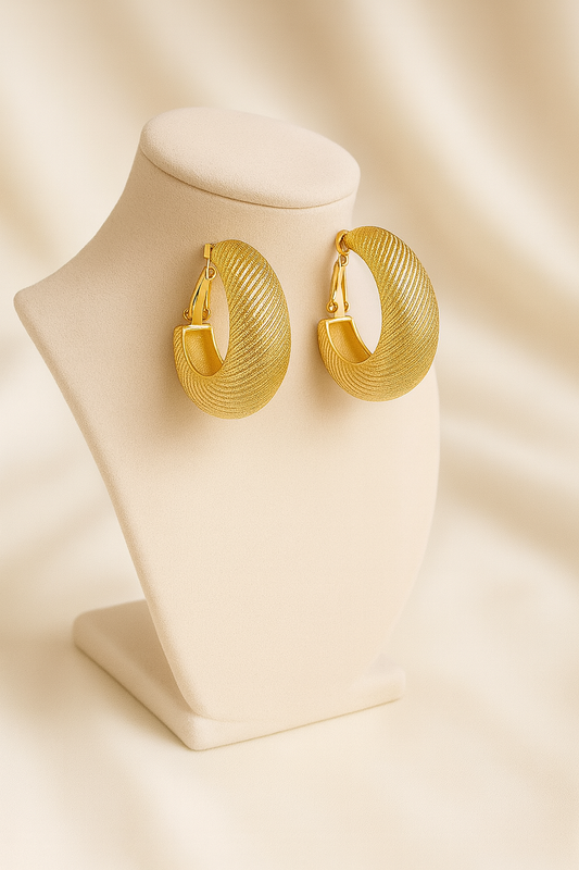 ✨ Aros Dorados de Diseño ✨